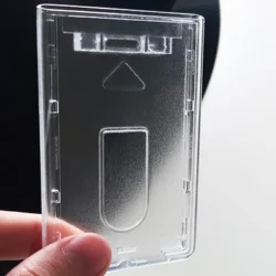 ID-kortholder, transparent med fingerhak, Lodret